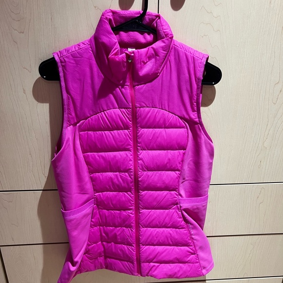 LULULEMON Women's Pink Puffer Vest - Picture 2 of 5